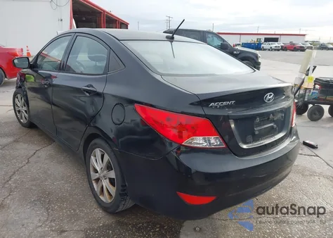 2012 Hyundai Accent Gls z USA, uszkodzony, nr VIN KMHCU4AE1CU263416